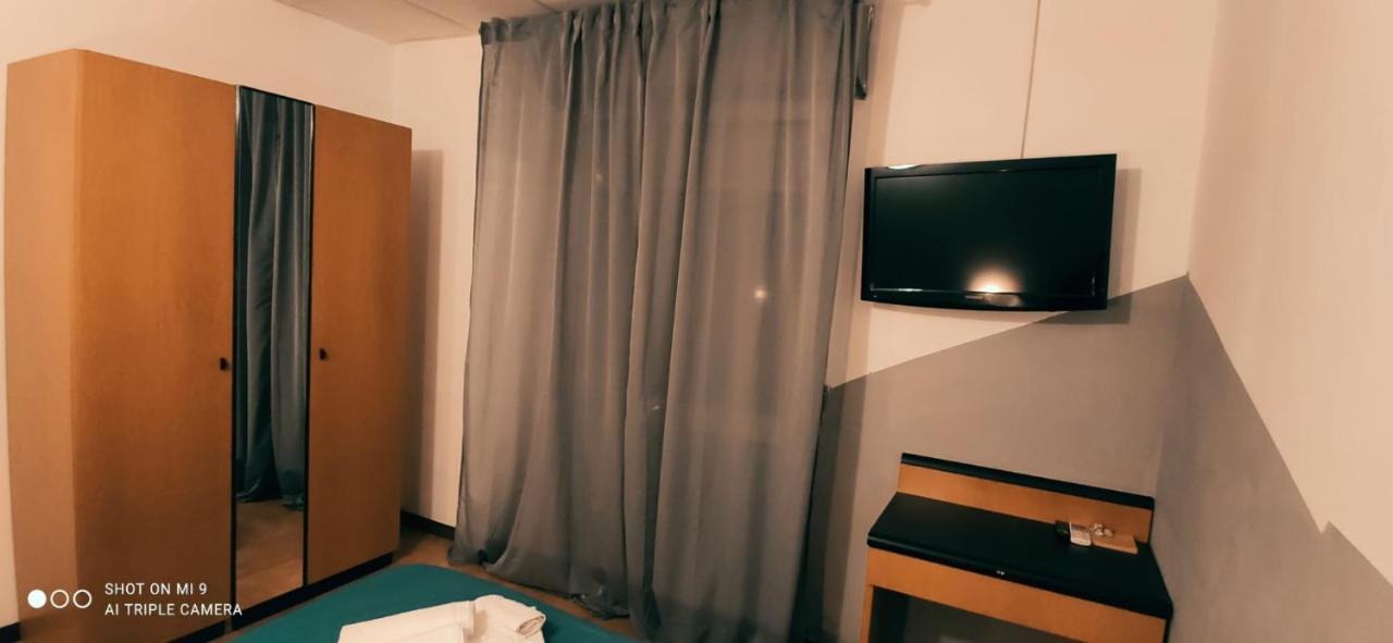 Hotel Orlov ريميني المظهر الخارجي الصورة