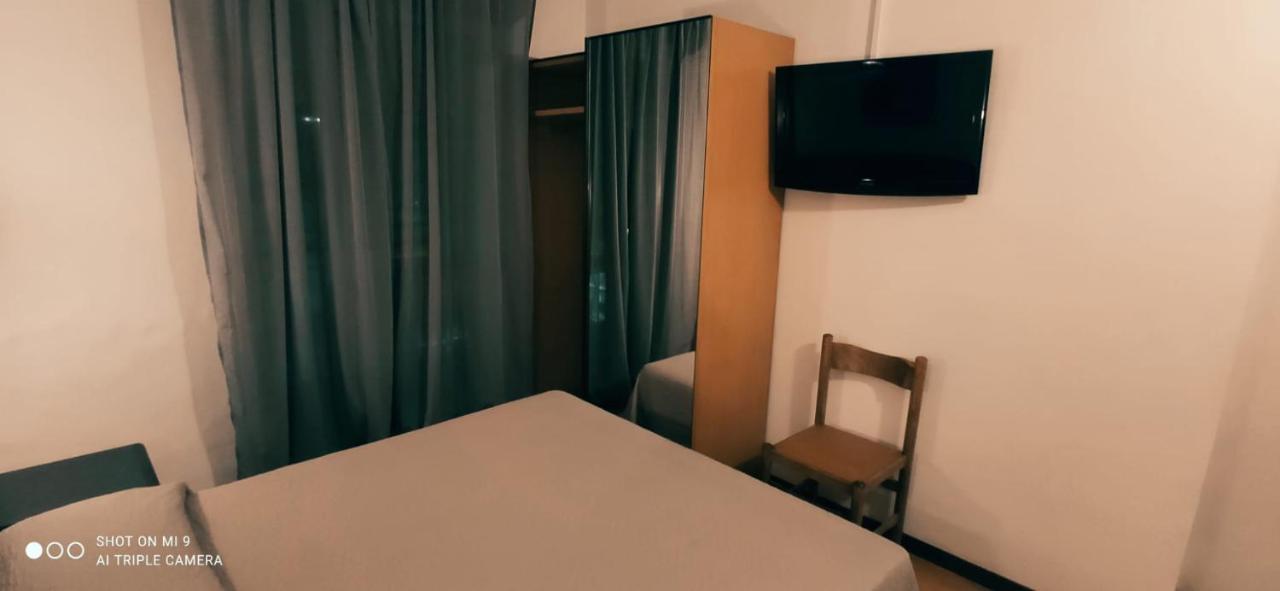Hotel Orlov ريميني المظهر الخارجي الصورة