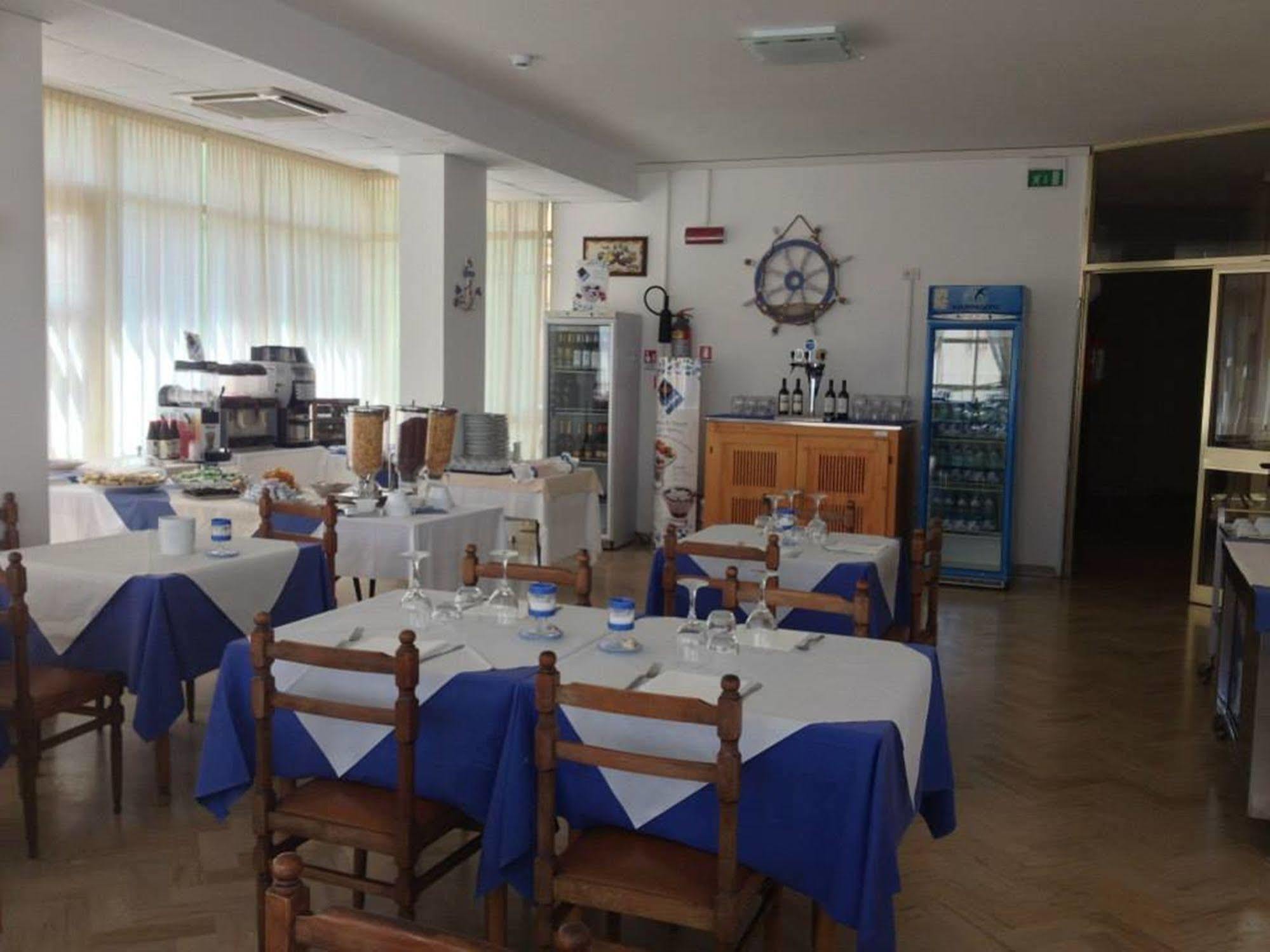 Hotel Orlov ريميني المظهر الخارجي الصورة